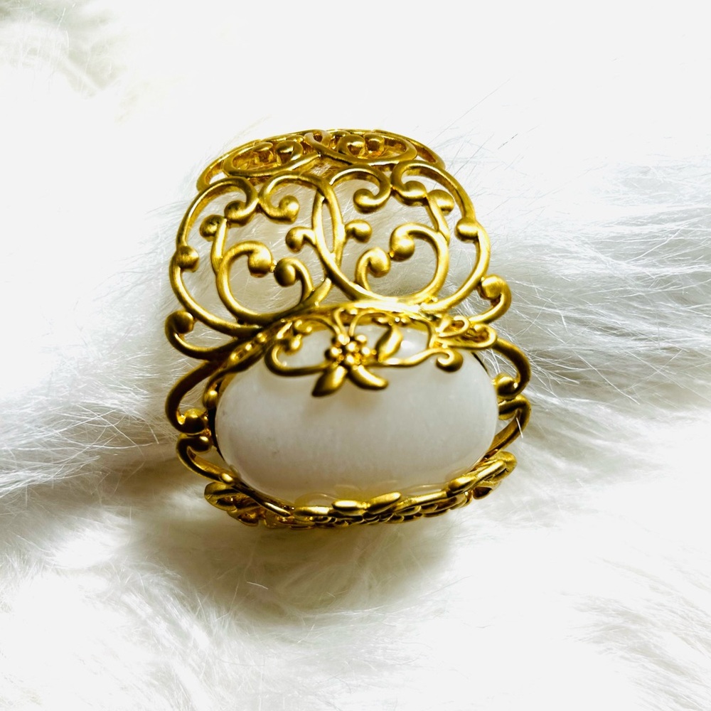 SHEILA FAJL Rare 18K Plated Brass Filigree and White Jade Cuff Bracelet - Picture 4 of 8